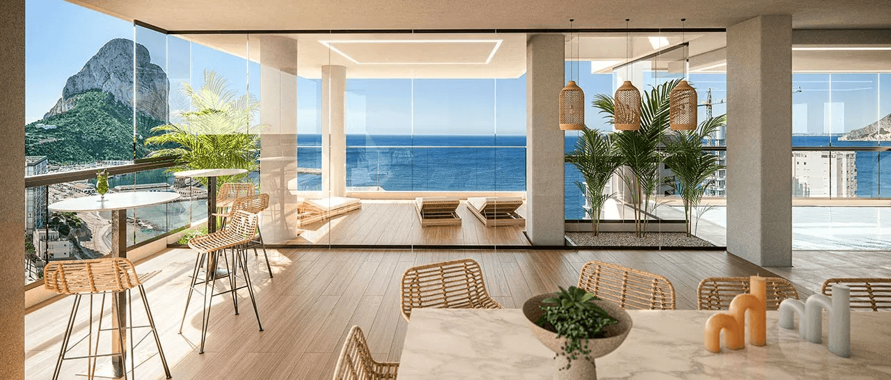 Superbes penthouses avec 3 chambres à coucher, climatisation, espace de stationnement privé, piscine communautaire et vue sur la mer