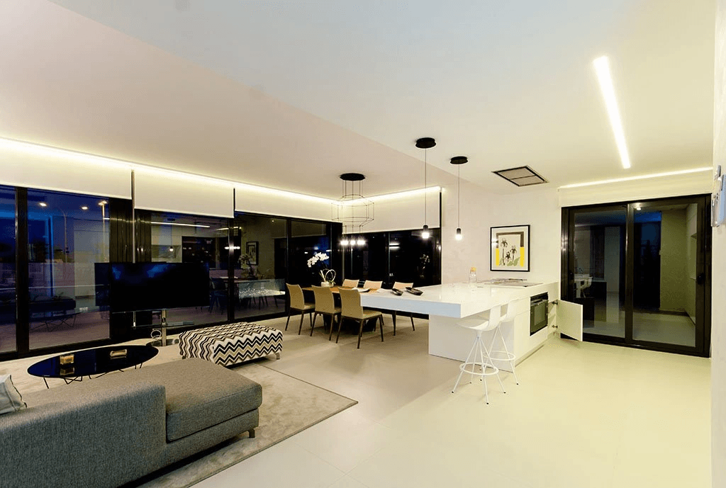 Villas exclusives avec 4 chambres à coucher, 4 salles de bains, toit-terrasse et piscine privée à seulement 600 m de la plage