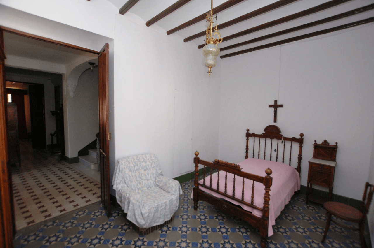 Manoir dans le centre de Pego
