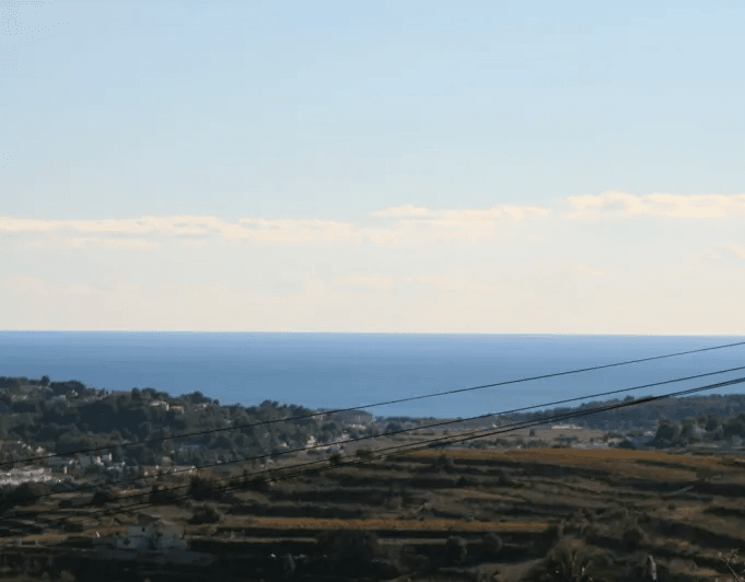 Terrain rustique avec vue mer à vendre à Benitachell