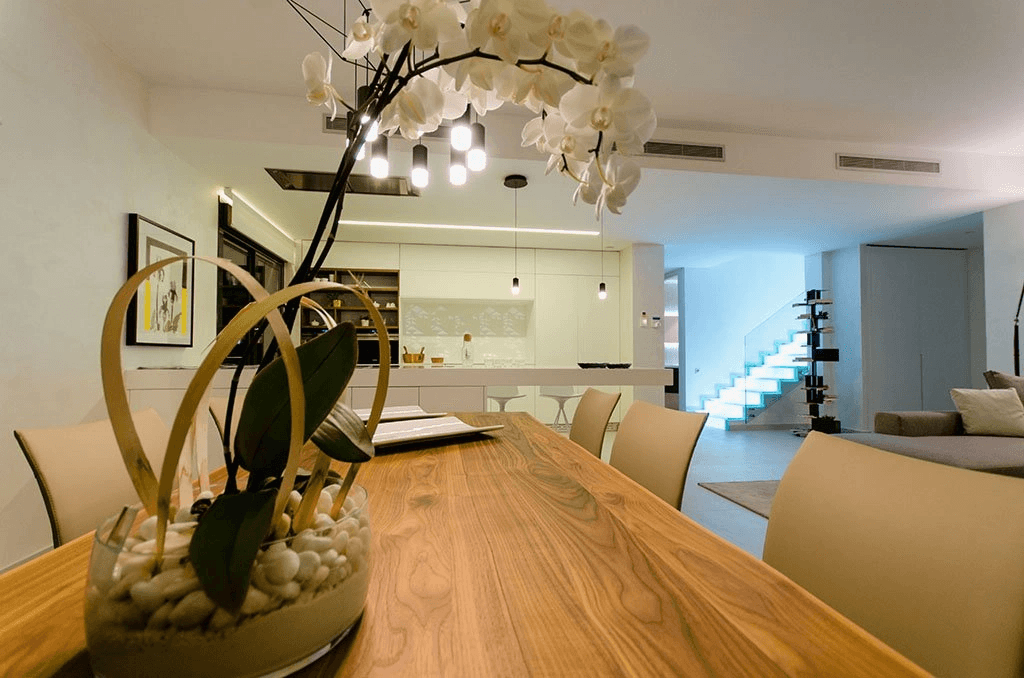 Villas exclusives avec 4 chambres à coucher, 4 salles de bains, toit-terrasse et piscine privée à seulement 600 m de la plage