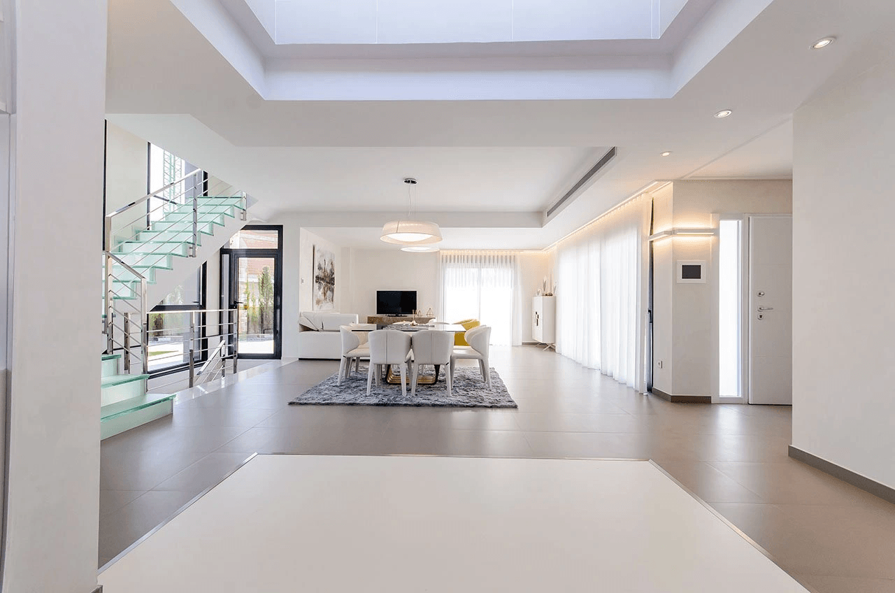 Villas exclusives avec 3 chambres à coucher, 3 salles de bains, W.C., toit-terrasse et piscine privée à seulement 600 m de la plage