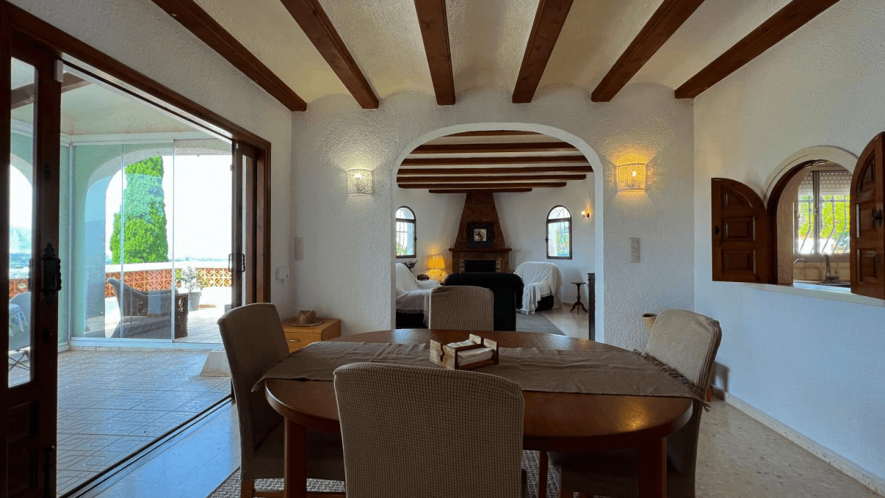 Belle villa privée à Benidoleig avec piscine privée.