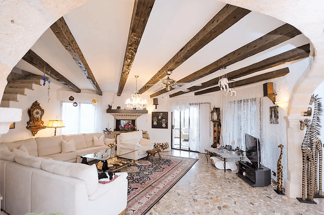 Villa d'exception avec plusieurs maisons d'hôtes dans un parc bien entretenu à Calpe.