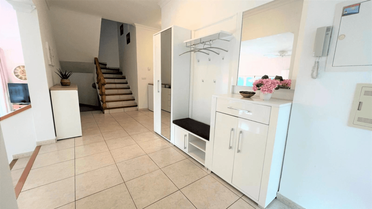Alquiler. Chalet/Villa à Denia