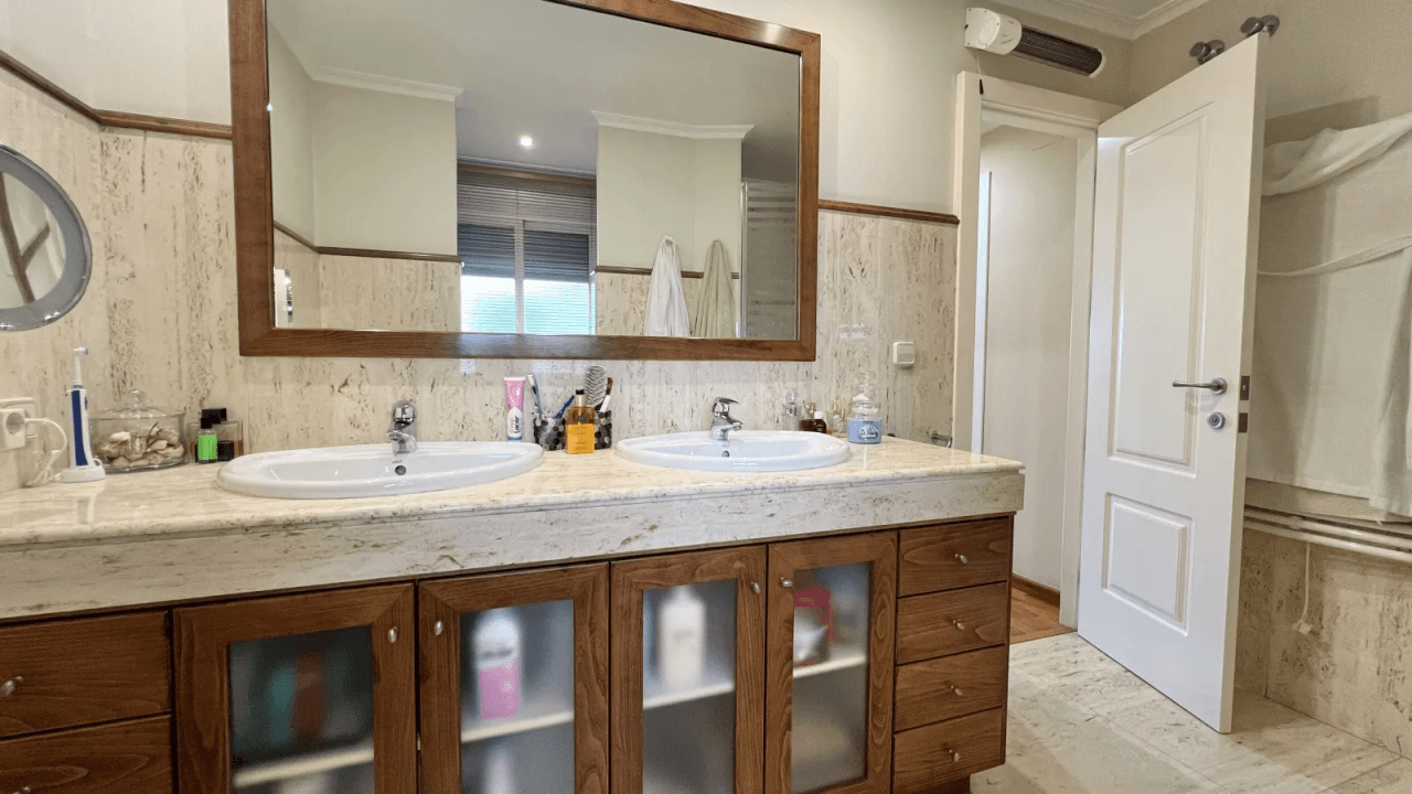 Penthouse duplex exclusif avec 4 chambres et piscine privée sur le toit-terrasse