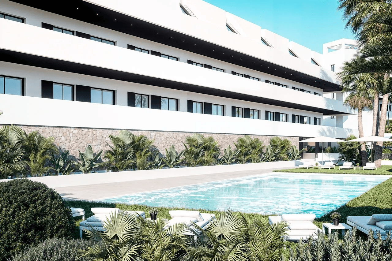 Penthouses de 2 chambres et 2 salles de bains avec terrasse sur le toit, piscines communautaires et vue sur la mer