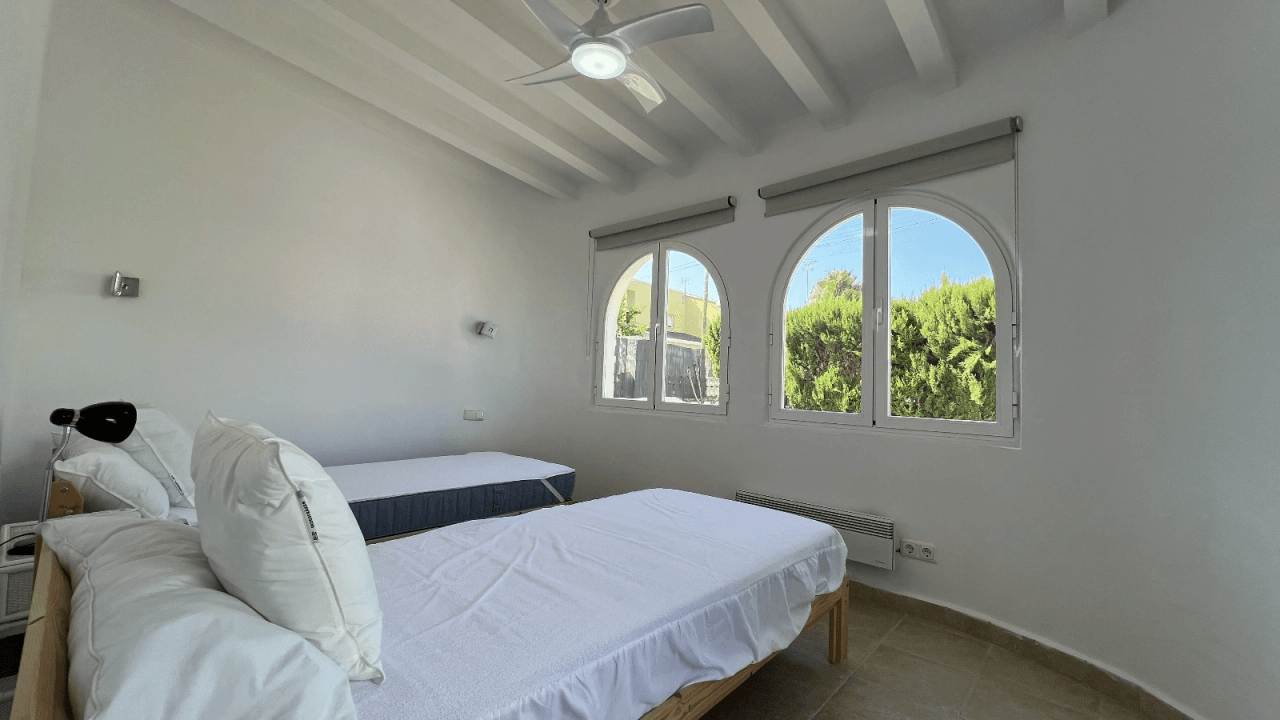 Villa chaleureuse ''Casa Papá'' à quelques minutes de la mer à Els Poblets