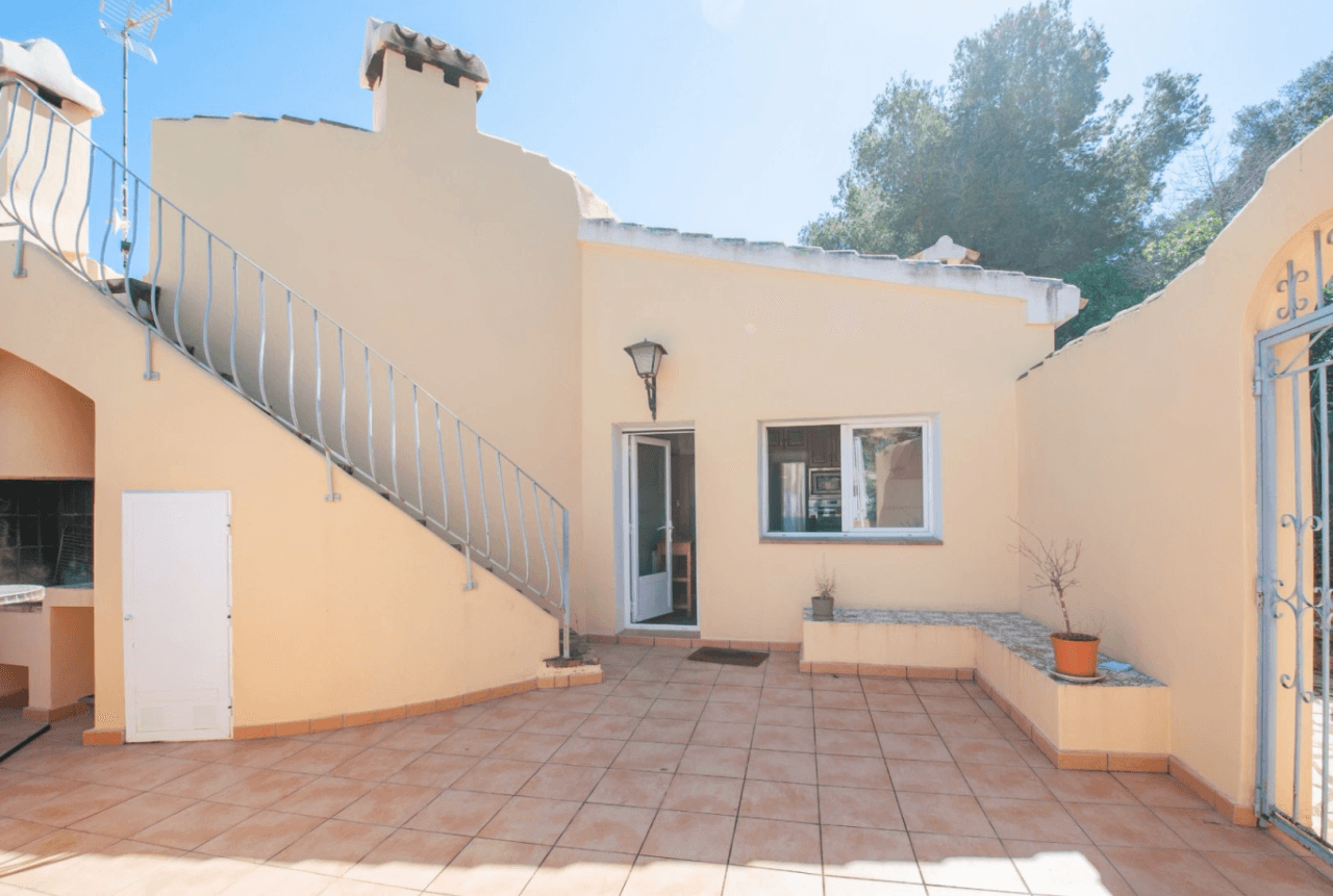 Villa avec vue sur la mer et intimité à Jávea – Costa Nova