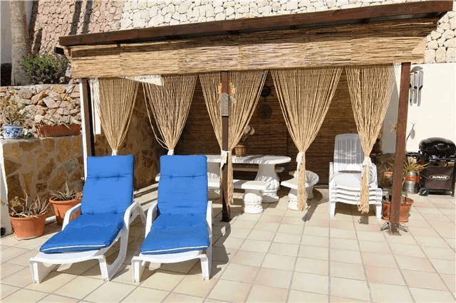 Alquiler. Chalet/Villa à Pego