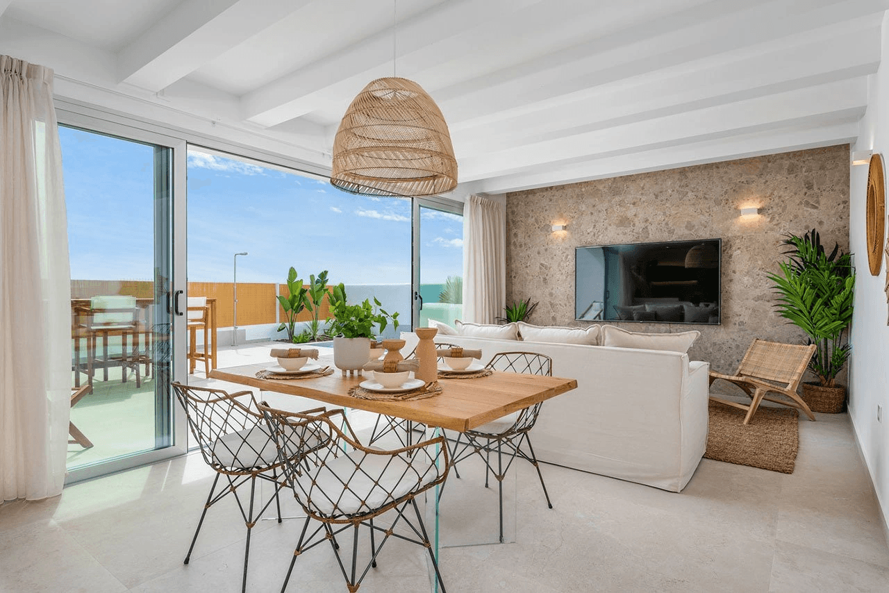 Villas de una sola planta con 3 dormitorios, 2 baños, preinstalación aire acondicionado y piscina privada en el campo La Serena Golf
