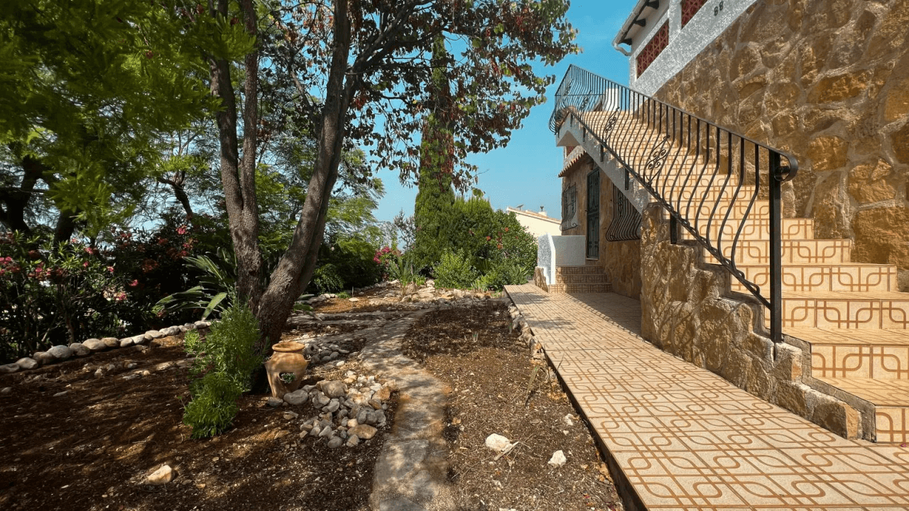 Belle villa privée à Benidoleig avec piscine privée.