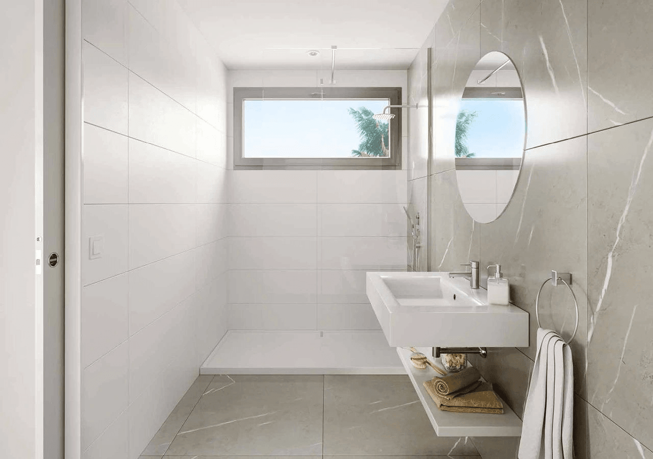 Suberbes appartements avec 3 chambres à coucher, climatisation, espace de stationnement privé, piscine communautaire et vue sur la mer