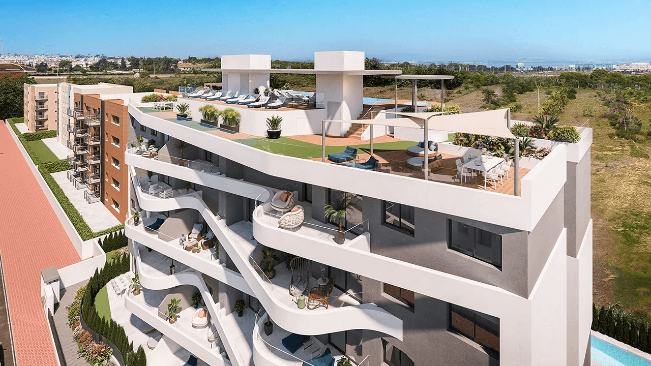 Appartements avec 3 chambres à coucher, climatisation, chauffage au sol dans les salles de bains et vue sur la mer à seulement 300 m de la plage