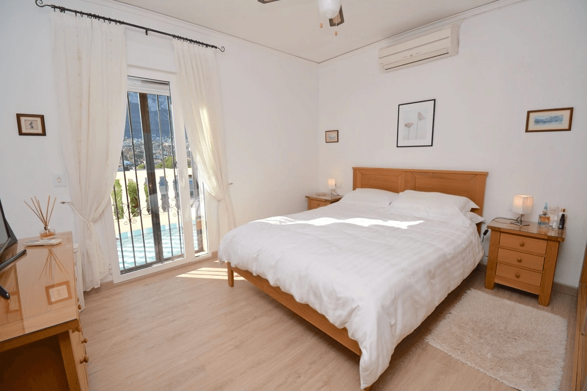 Villa mit herrlichem Blick auf den Montgó in Santa Lucia, Denia