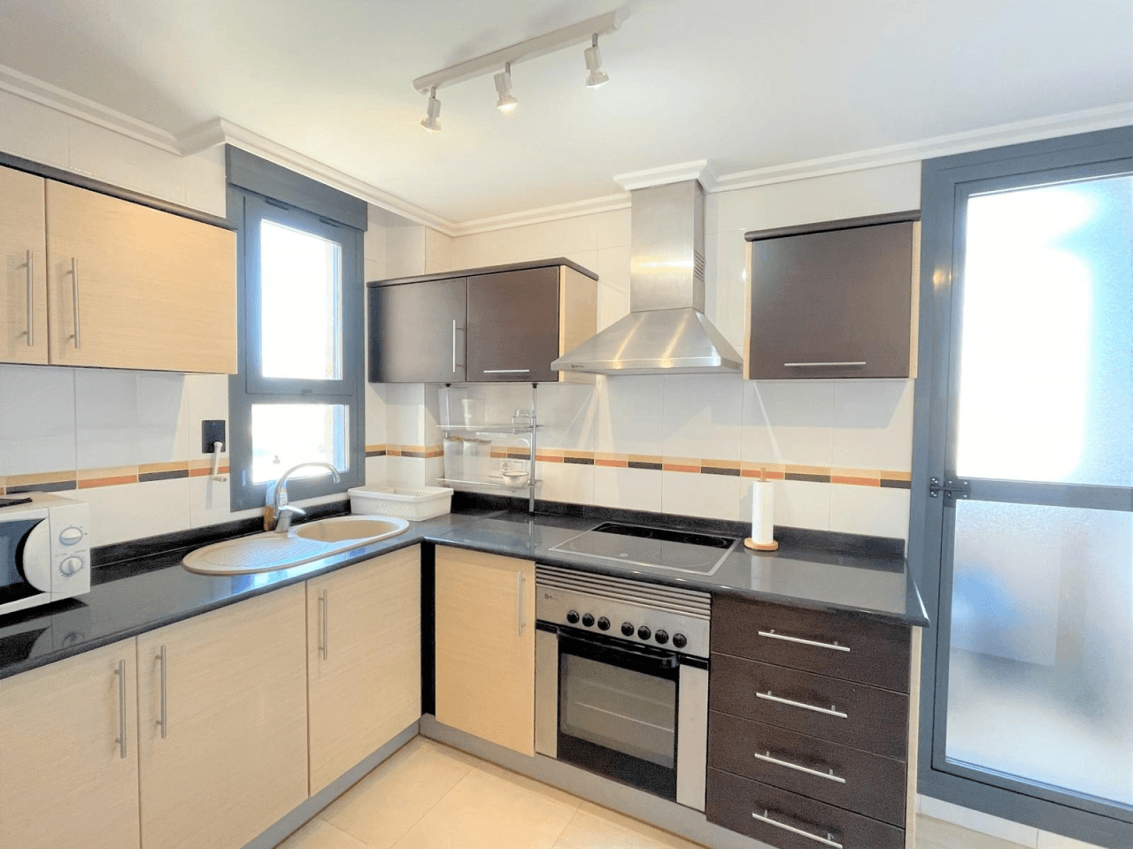 Alquiler. Apartamento à Denia