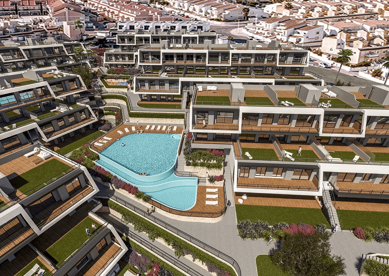 Apartamentos exclusivos de 3 dormitorios con vistas al mar, piscina comunitaria y aire acondicionado a tan solo 800 m de la playa
