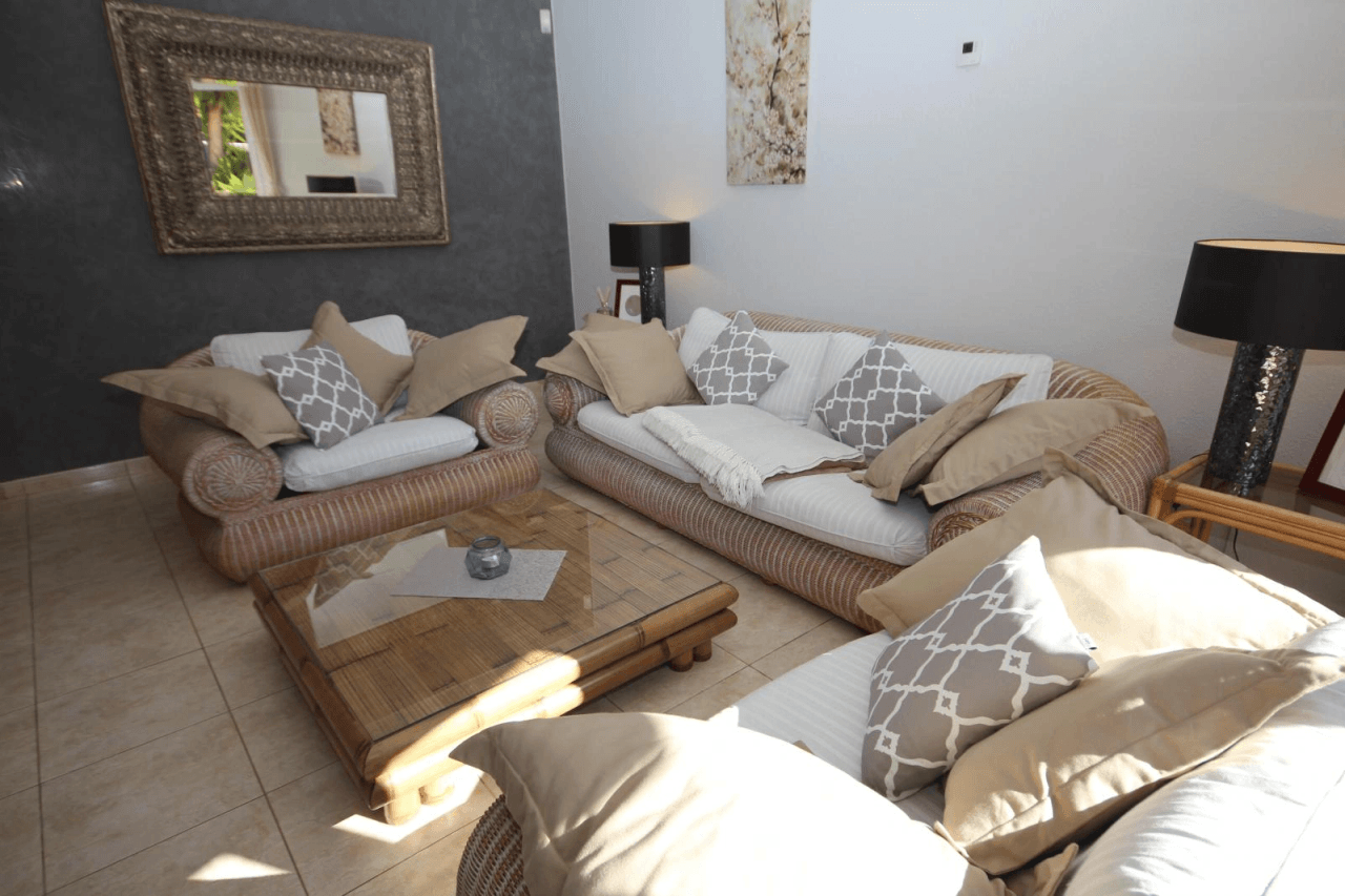 Jolie maison mitoyenne avec piscine à Gata de Gorgos
