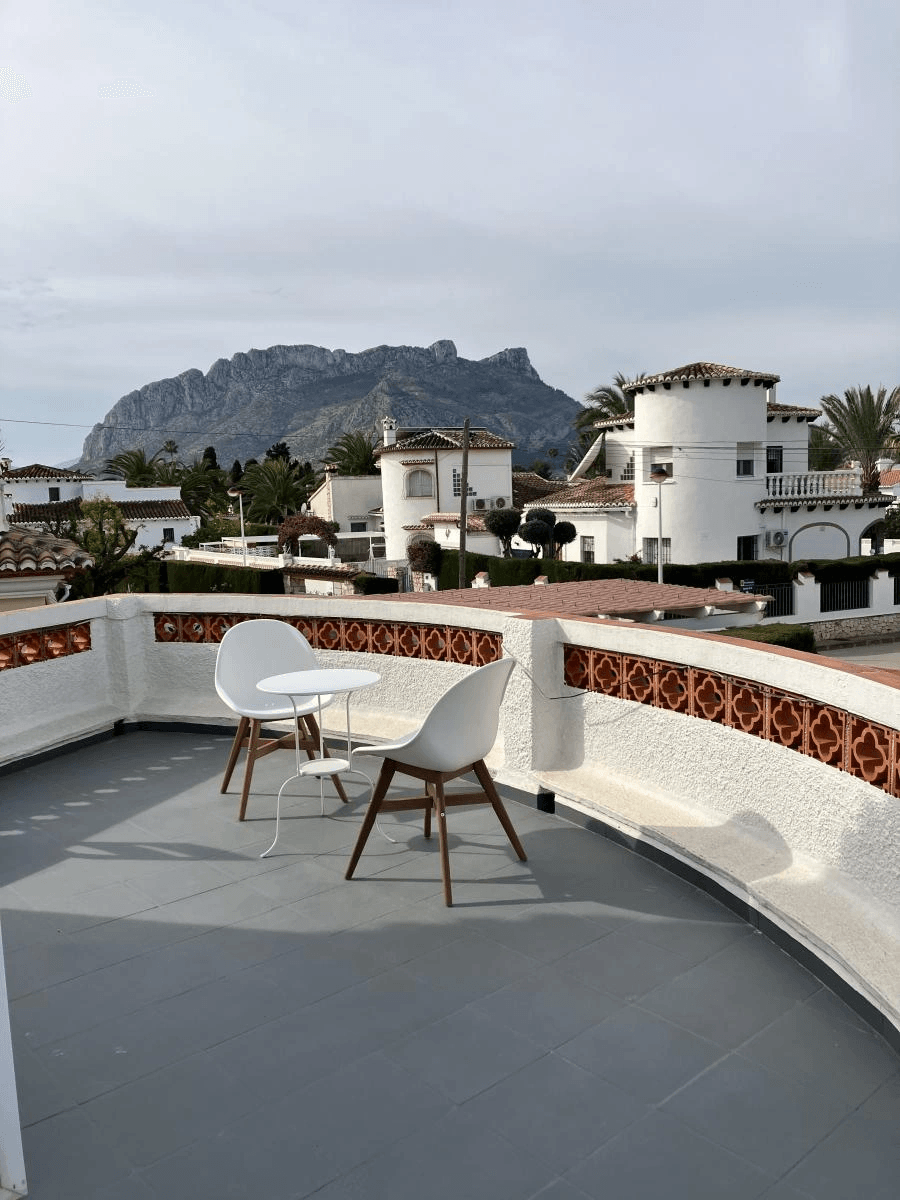 Belle et bien entretenue Villa ''Jennissen'' avec piscine à Els Poblets
