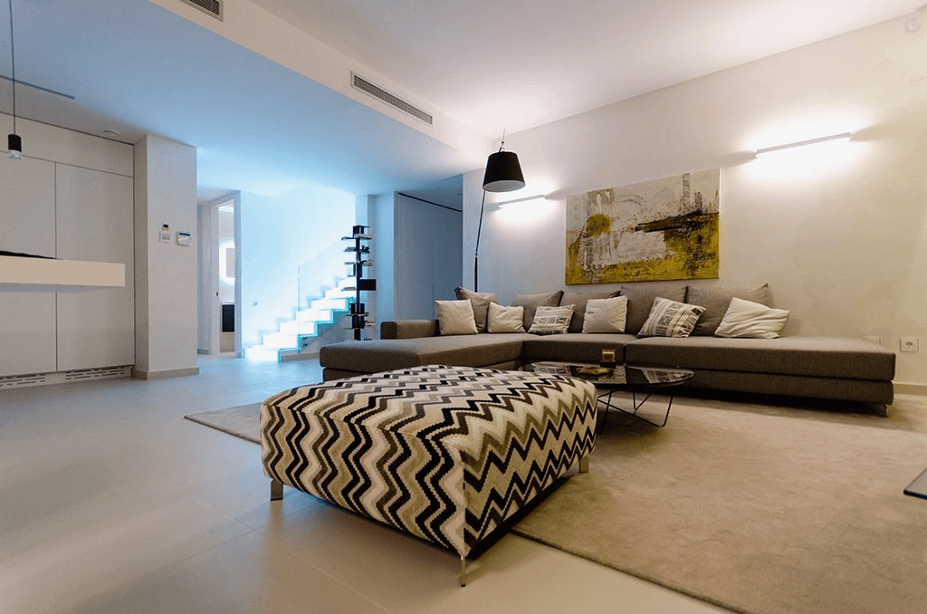 Villas exclusives avec 4 chambres à coucher, 4 salles de bains, toit-terrasse et piscine privée à seulement 600 m de la plage