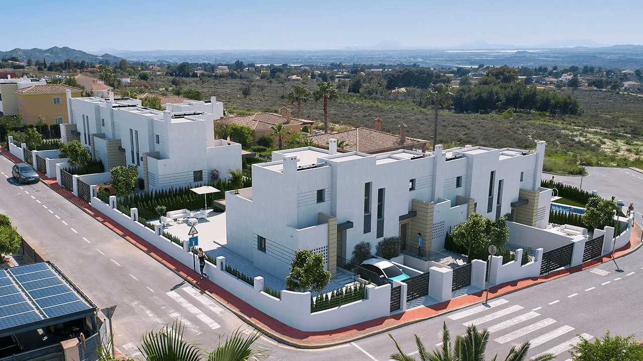 Modernes maisons mitoyennes de 3 chambres avec piscine communautaire dans un cadre magnifique