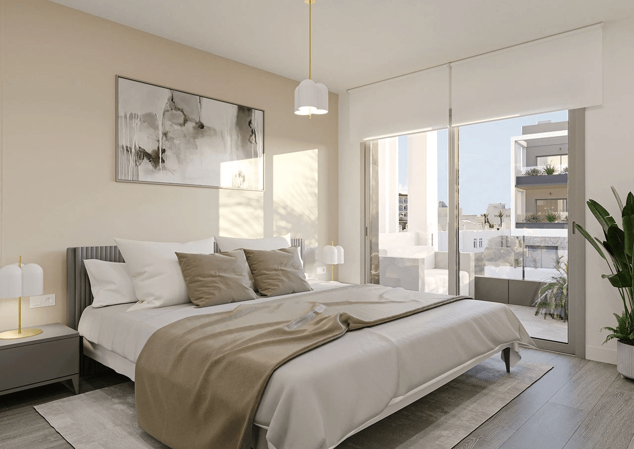 Maisonette-Wohnungen mit 3 Schlafzimmern, 2 Bädern, Gäste-WC, Fußbodenheizung in Bädern, Klimaanlage und Gemeinschaftspool nur 300 m vom Strand