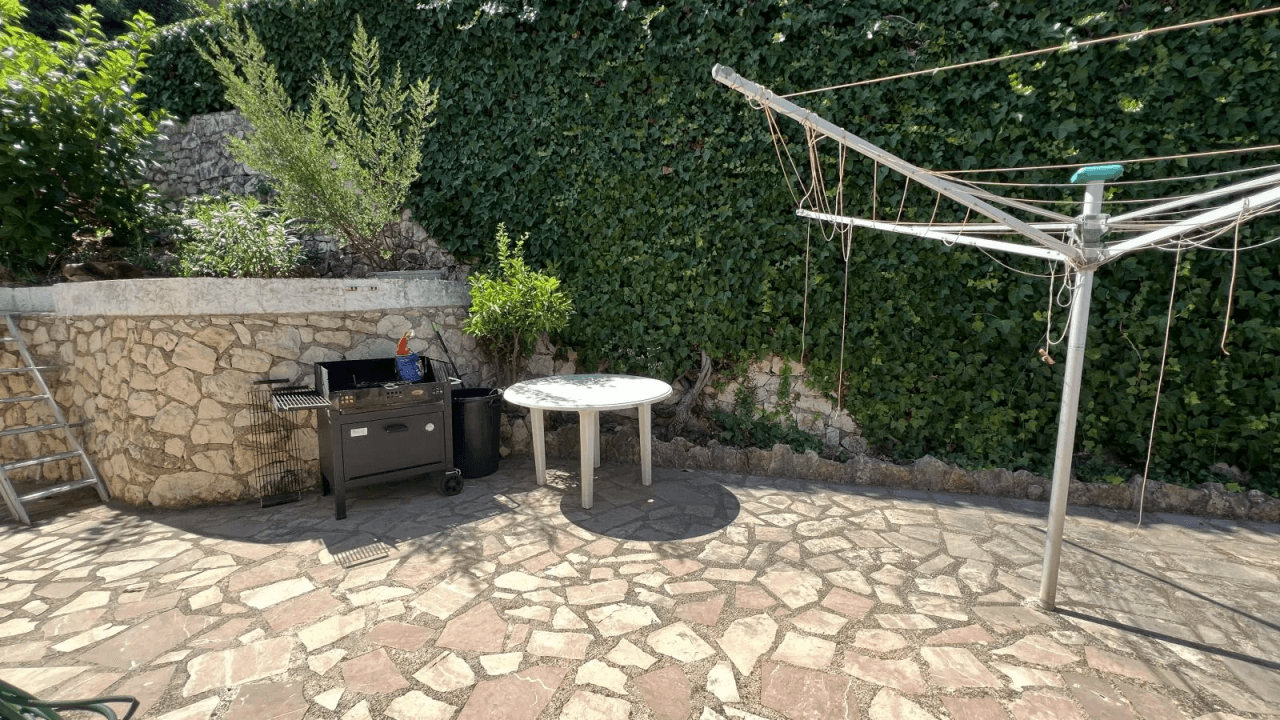 Villa mit 3 Schlafzimmern, 2 Badezimmer, Schwimmbad, Garten und vielem mehr.