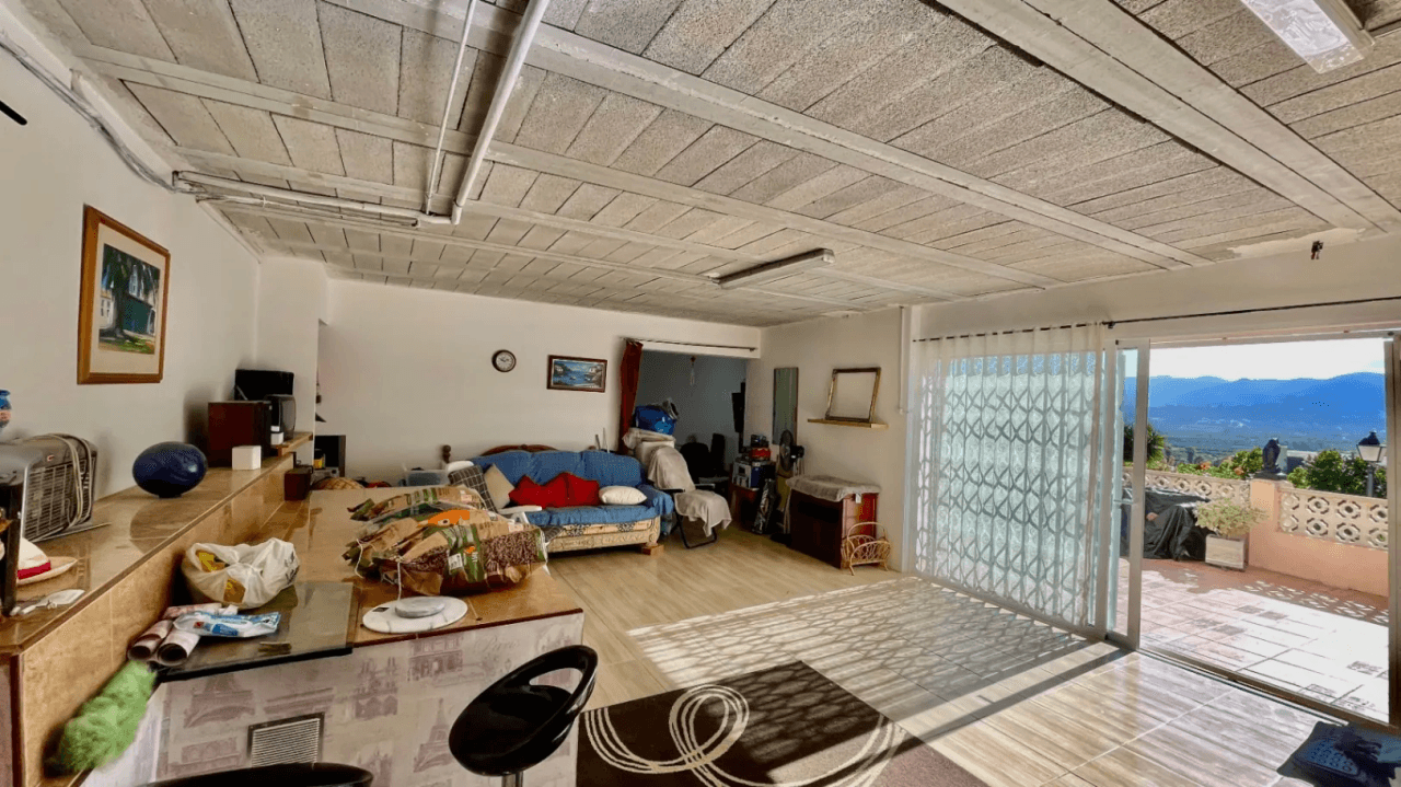 Villa à vendre à Tormos : exposition sud, vue panoramique