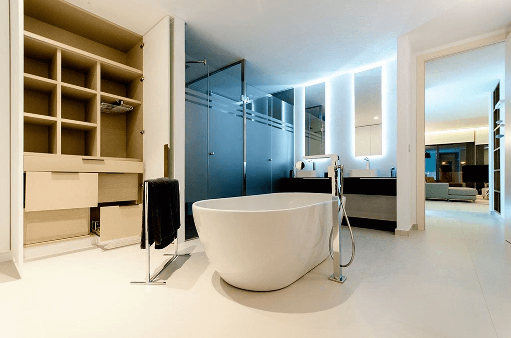Villas exclusives avec 4 chambres à coucher, 4 salles de bains, toit-terrasse et piscine privée à seulement 600 m de la plage