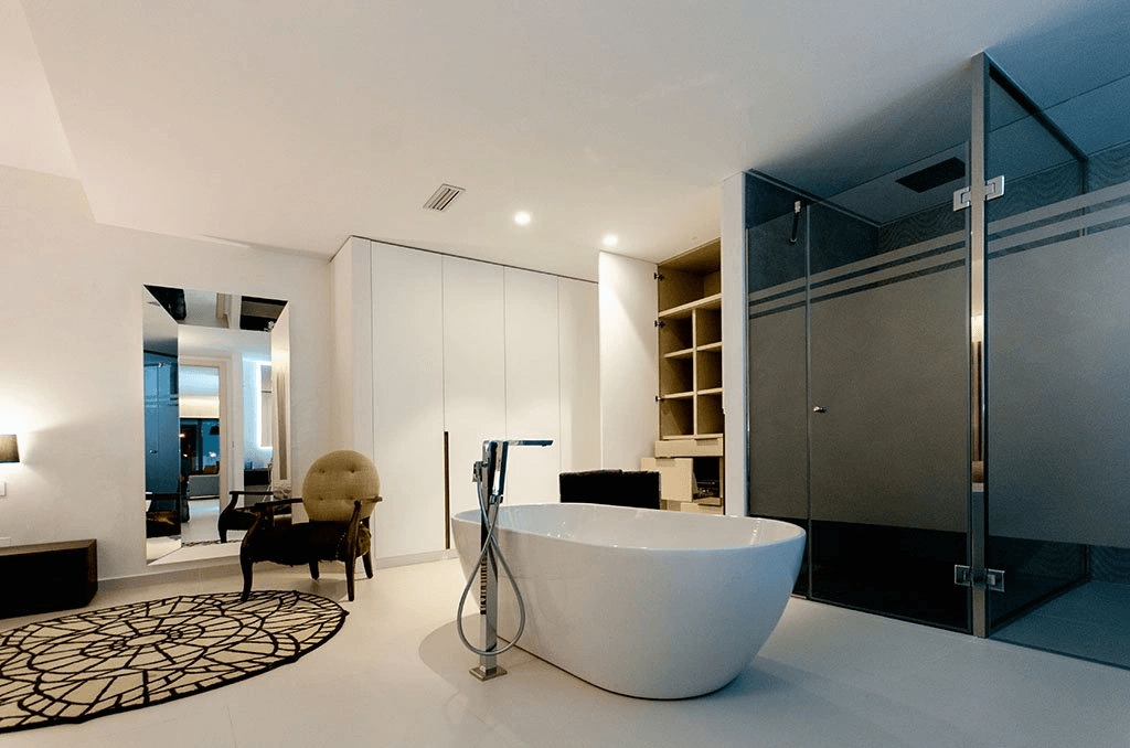 Villas exclusives avec 4 chambres à coucher, 4 salles de bains, toit-terrasse et piscine privée à seulement 600 m de la plage