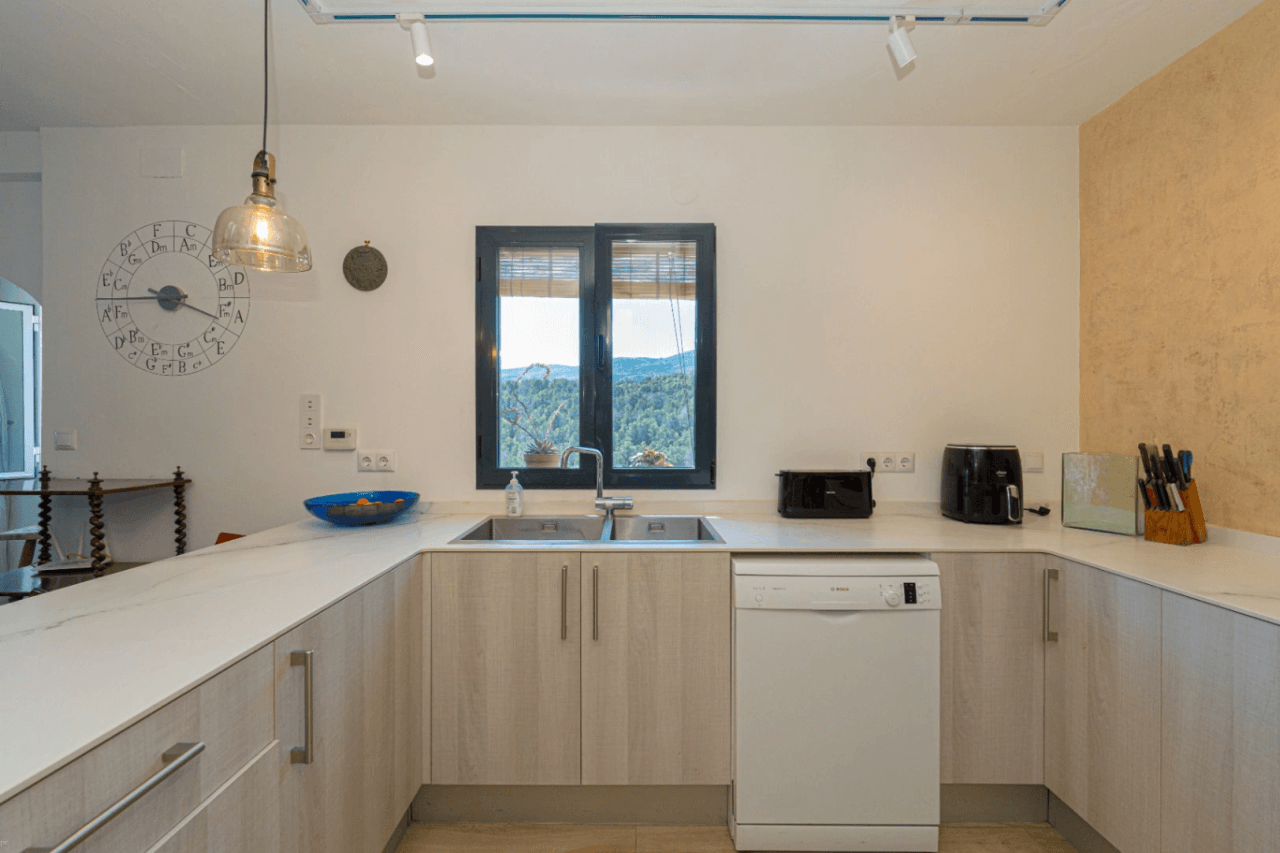 Villa à vendre à Benissa : Écuries et terrain