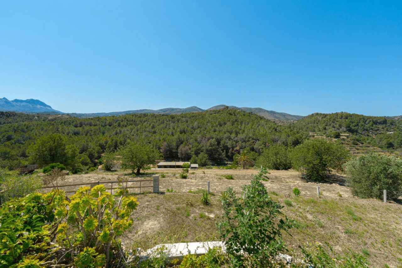 Villa à vendre à Benissa : Écuries et terrain