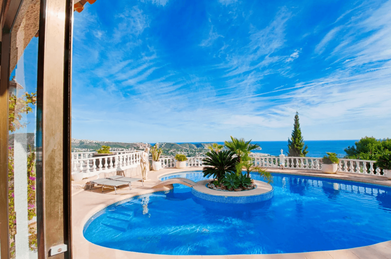C’est probablement l’une des plus belles vues sur la mer de Moraira.