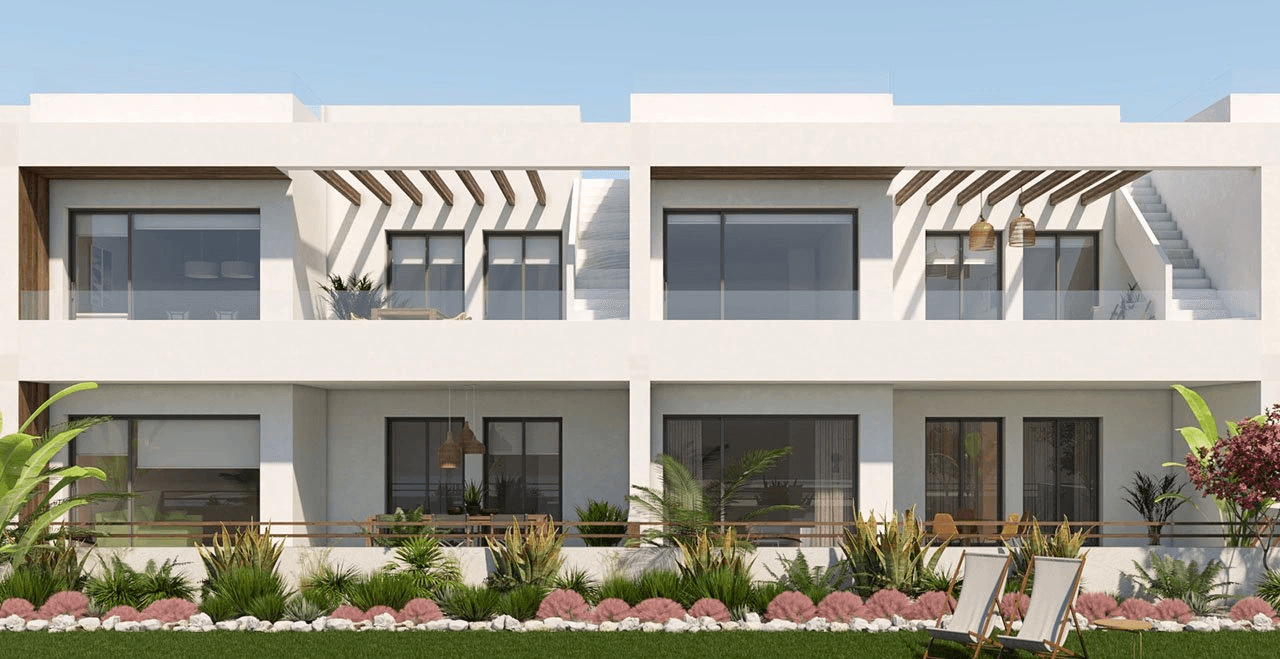 Appartements modernes de 2 chambres au rez-de-chaussée avec piscine communautaire à seulement 300 m de la mer