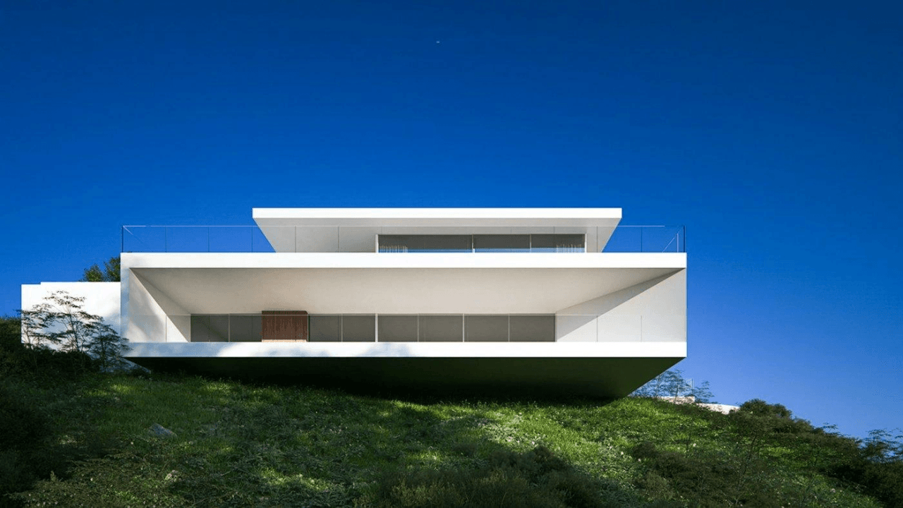 VILLA ZU VERKAUFEN IN VERDE PINO, MORAIRA.