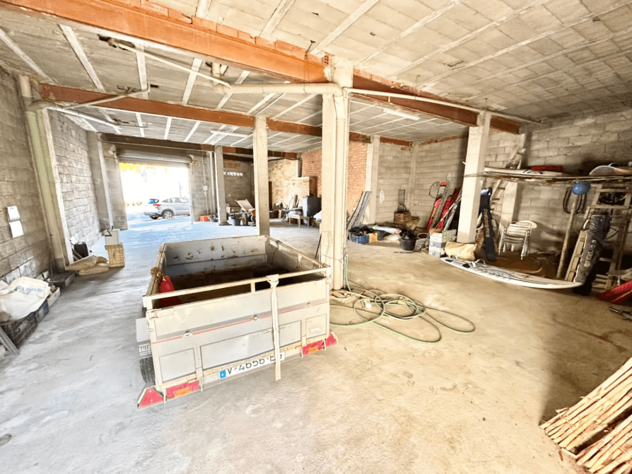 Opportunité : Immeuble avec Jardin de 180 m² et Toit-terrasse avec Vue sur la Mer