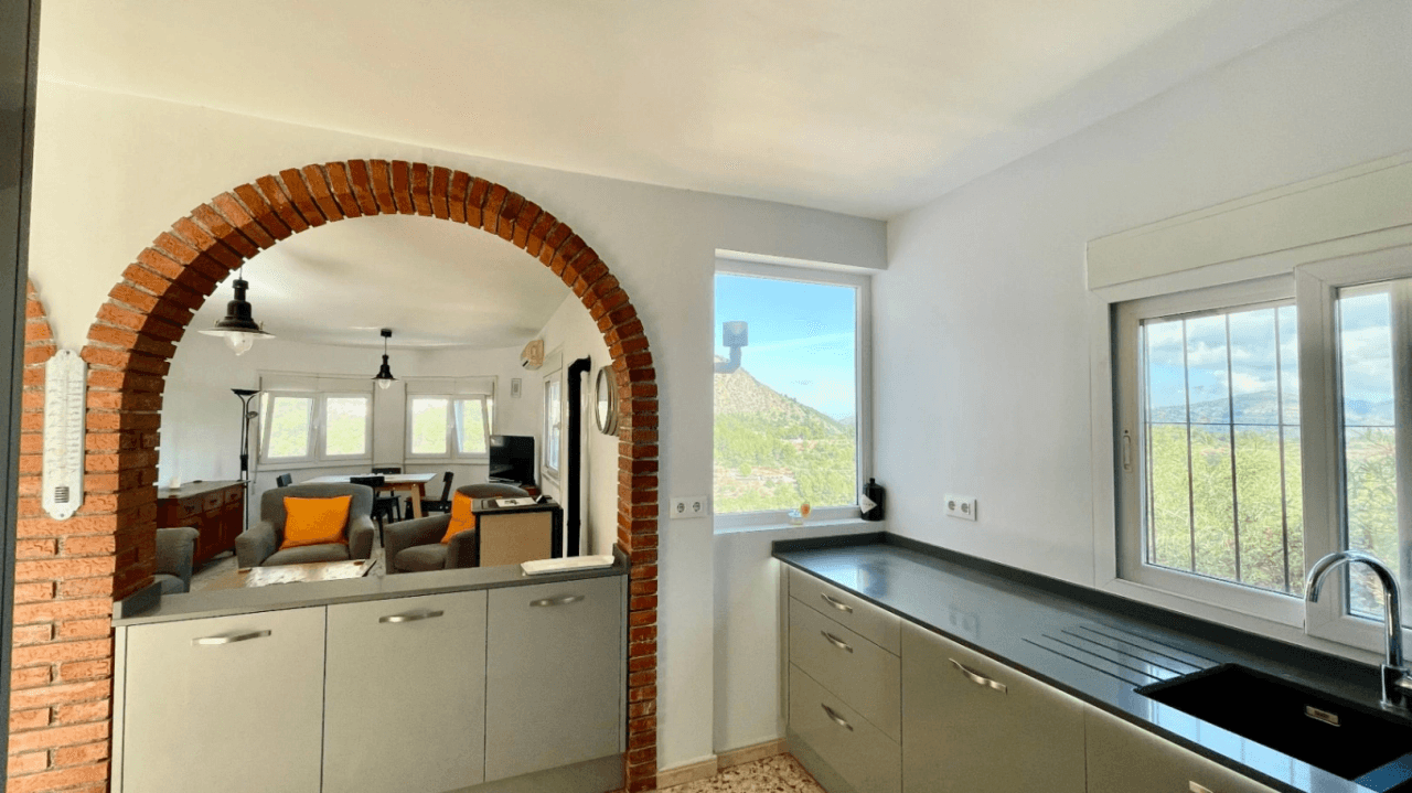 Villa à vendre à Benigembla : Paisible, rurale, entièrement privée