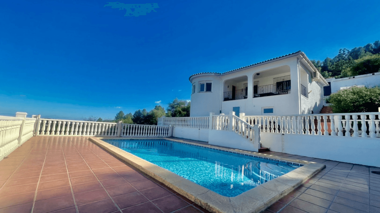 Villa à vendre à Benigembla : Paisible, rurale, entièrement privée