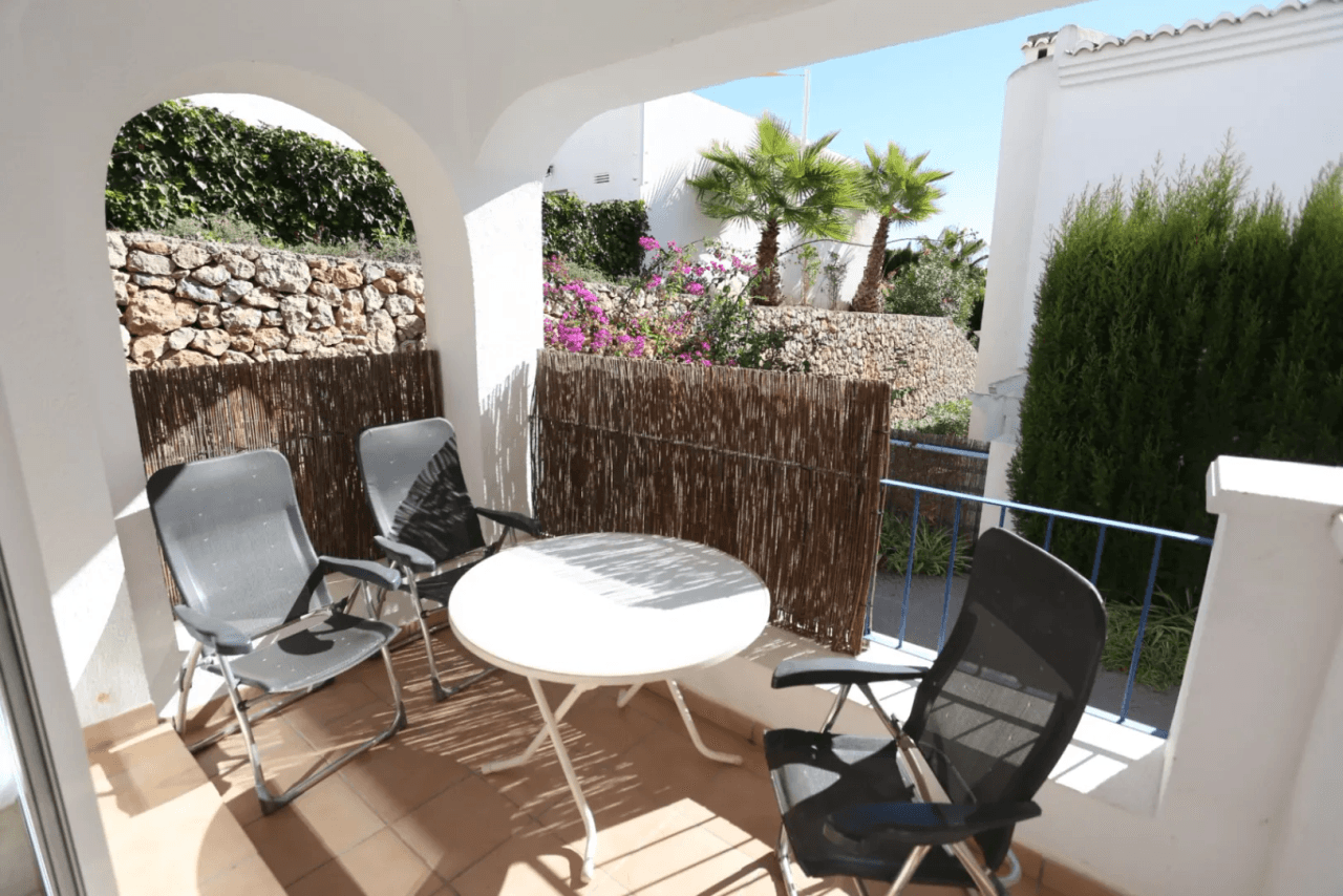 Maison de ville moderne à vendre à Jalon : exposée sud