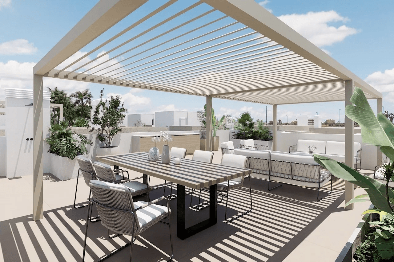 Villas de 3 dormitorios y 3 baños con solárium, parking privado subterráneo y piscina comunitaria junto a Serena Golf