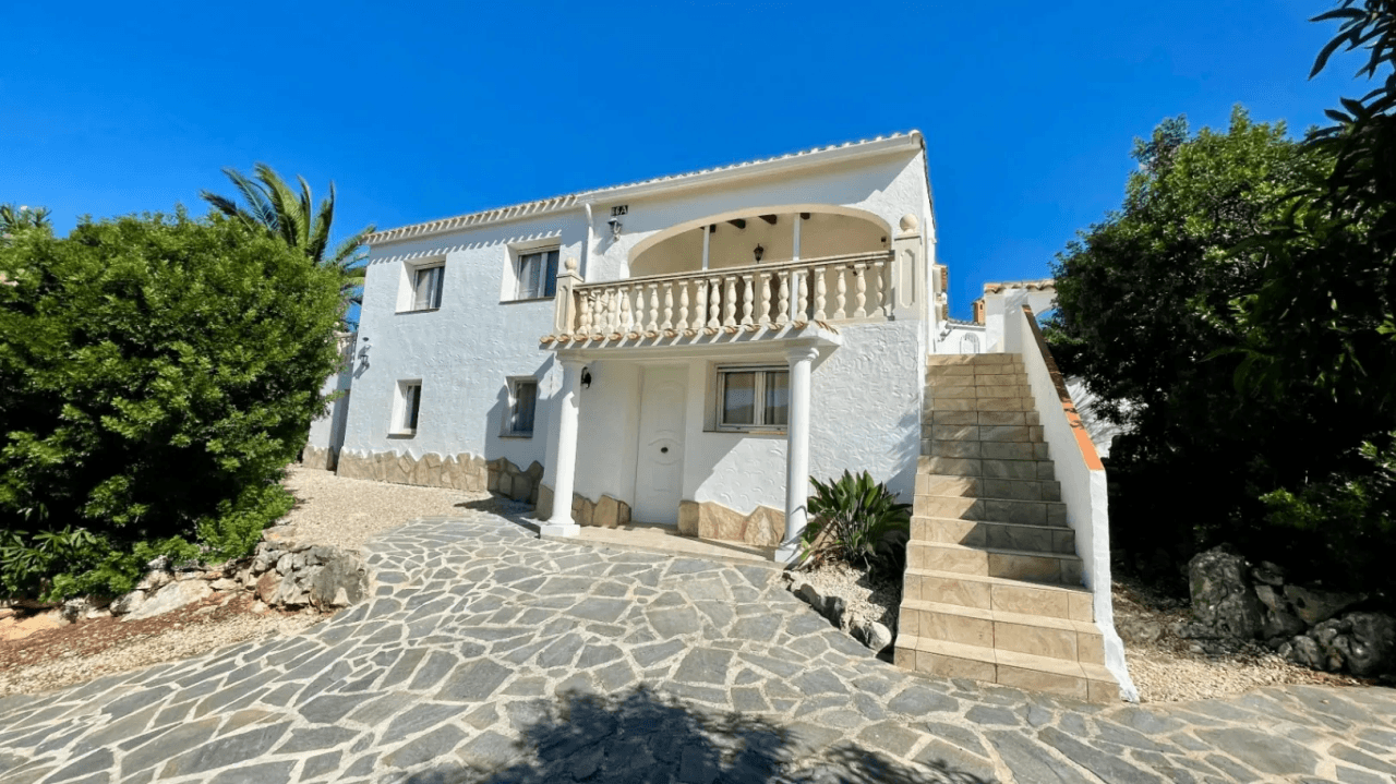 Villa zu verkaufen in Orba: Panoramablick, separates Gästeapartment