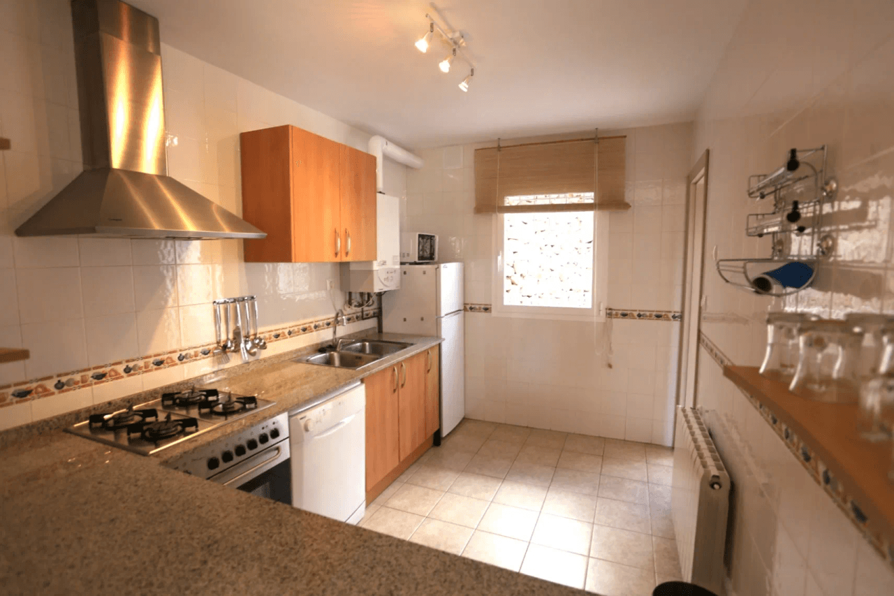 Maison de ville moderne à vendre à Jalon : exposée sud