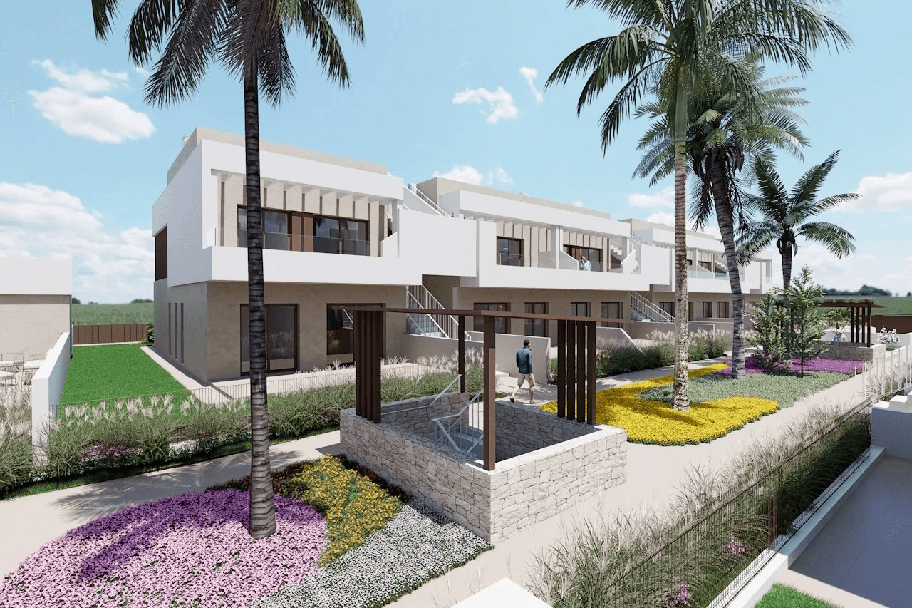 Villas de 3 dormitorios y 2 baños con solárium, parking privado subterráneo y piscina comunitaria junto a Serena Golf