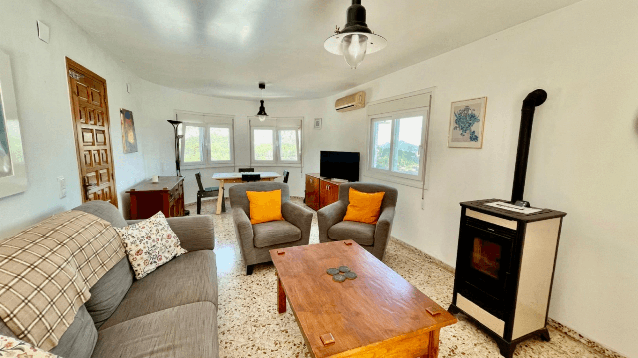 Villa à vendre à Benigembla : Paisible, rurale, entièrement privée