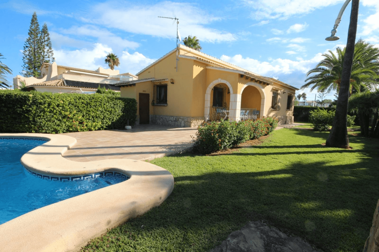 Villa ''Almadrava'' à quelques minutes de la mer à Els Poblets