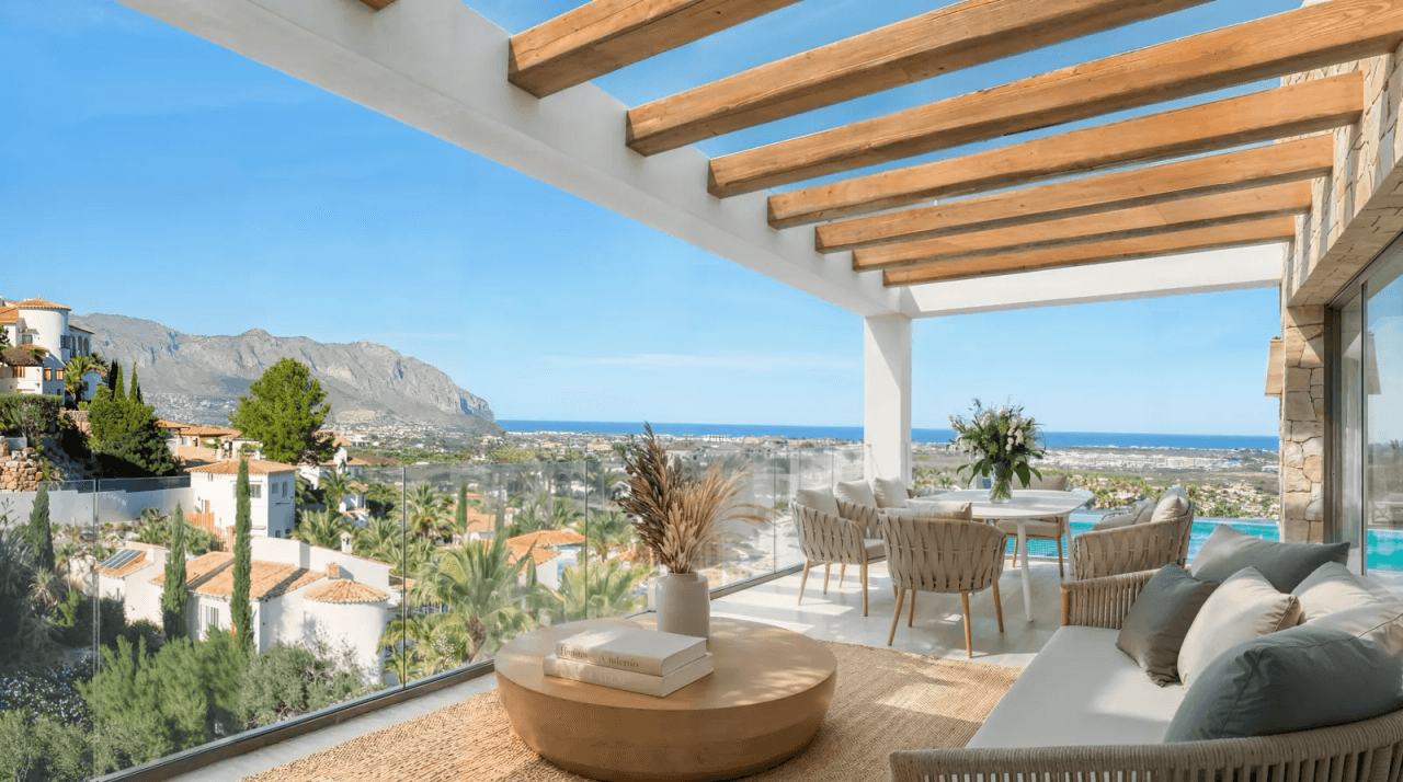 Villa neuve de 4 chambres et 4 salles de bains
