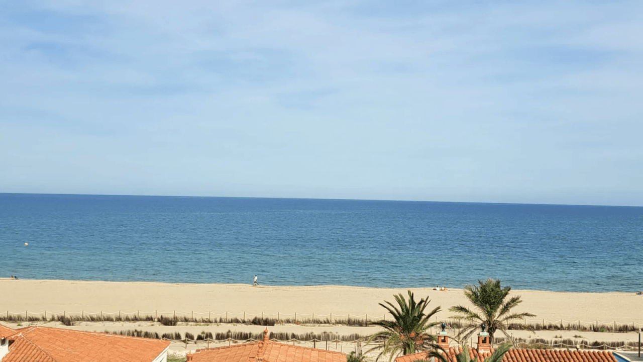 Appartement lumineux de 2 chambres à Els Poblets, à seulement 50 mètres de la plage !