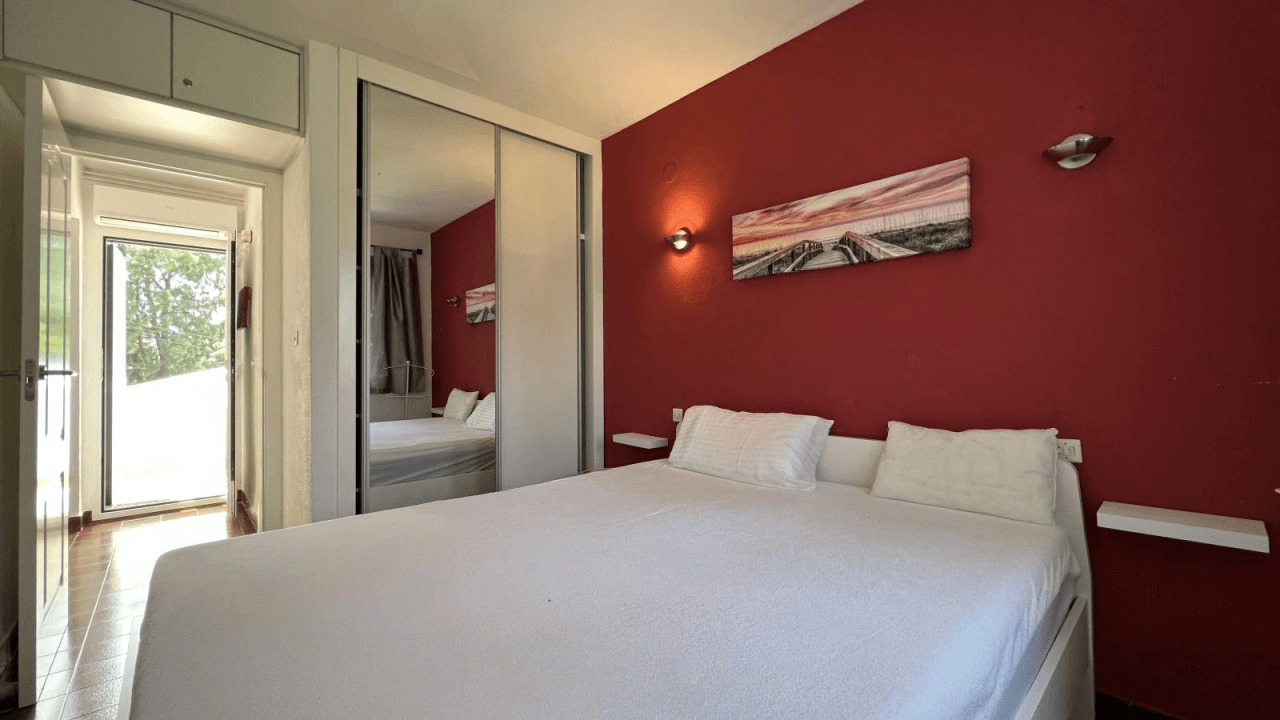 Appartement dans un quartier calme avec piscine à Els Poblets