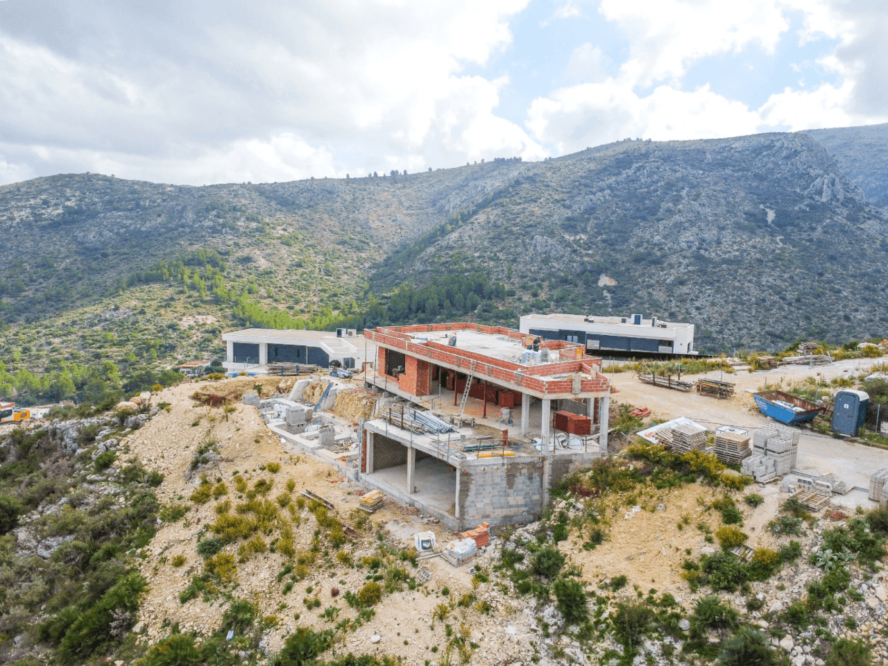 Villa design exclusif de style Ibiza à Pedreguer avec vue panoramique sur les montagnes