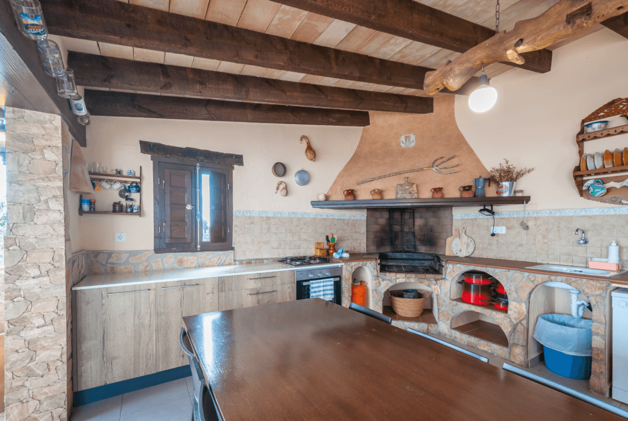Finca à vendre à Benissa sur un grand terrain avec piscine et maison d‘invités